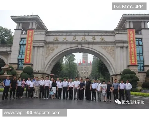 大学足球特招生政策分析与发展趋势探讨如何提升校园足球水平与人才培养 大学足球特招生政策分析与发展趋势探讨如何提升校园足球水平与人才培养